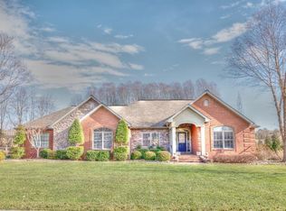 166 Labridge Ln, Corbin, KY 40701