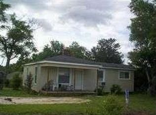 217 Hooker Ave, Laurens, SC 29360