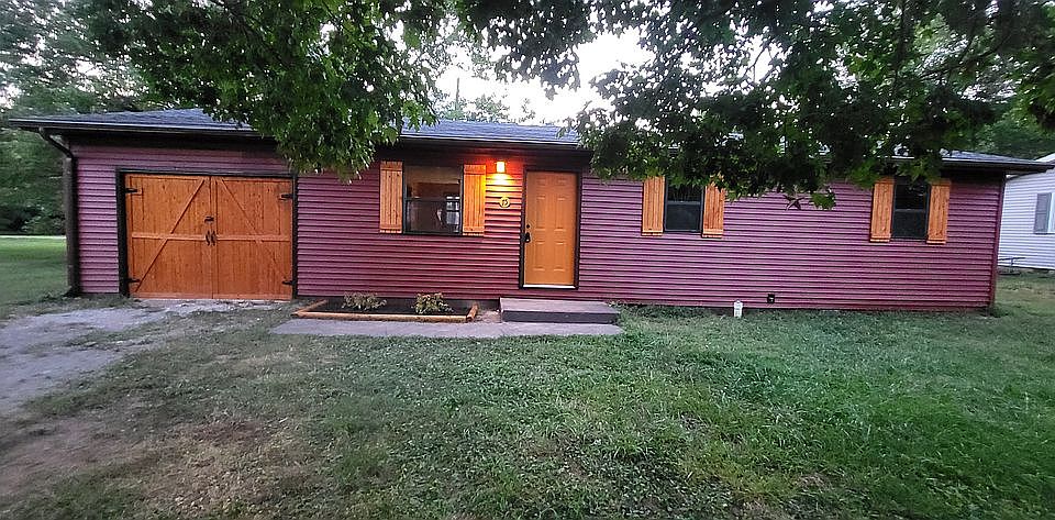 1st image of 75 Roland St