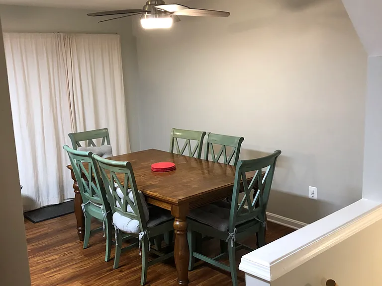 212 Edge Creek Ln — Photo 11