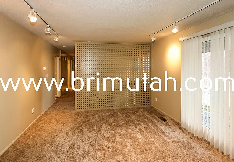 4717 Naniloa Dr — Photo 8