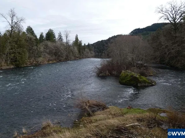 17 Omlid Dr, Springfield, OR 97478