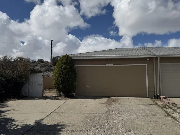 6760 Honeysuckle Ct, Reno, NV 89506