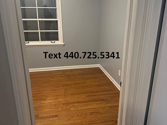3rd image of 8310 Oxford Dr