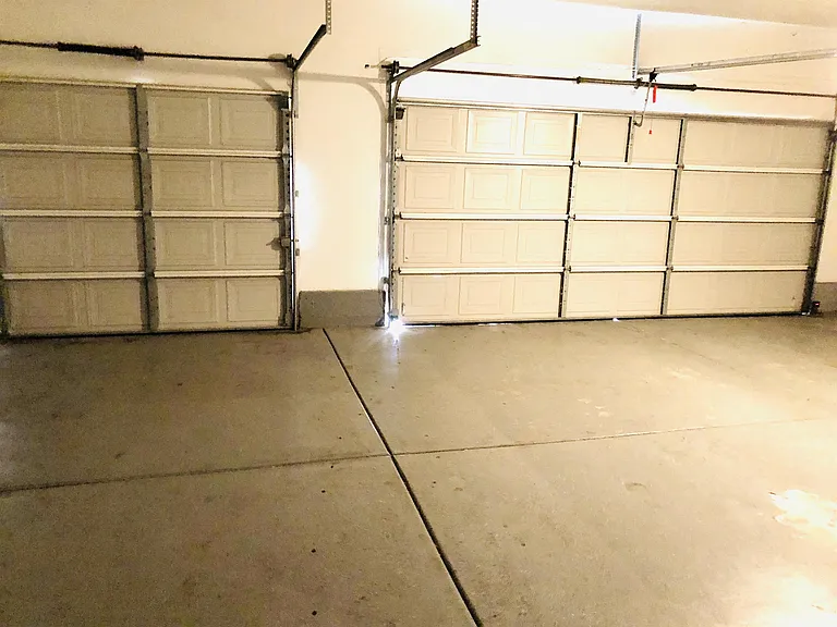 27540 Canterbury St — Photo 34