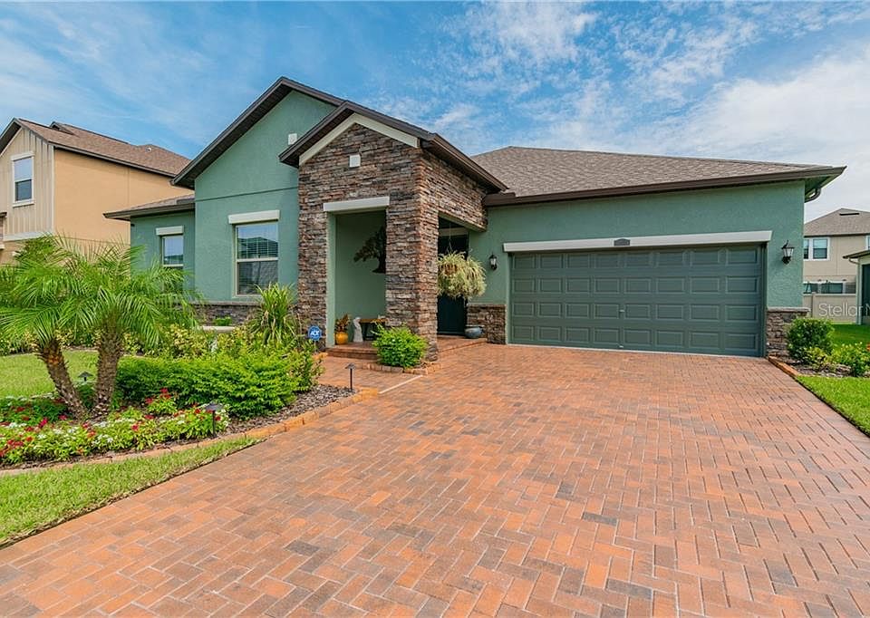 1st image of 2998 Hilliard Dr