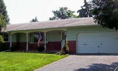 1st image of 9819 Circle Dr