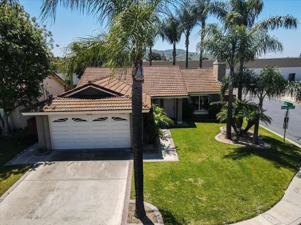 11507 Paseo Lago, Lakeside, CA 92040