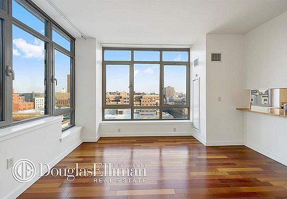 3rd image of 1481 5th Ave APT 9E
