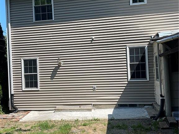 2nd image of 48 Lonsdale St