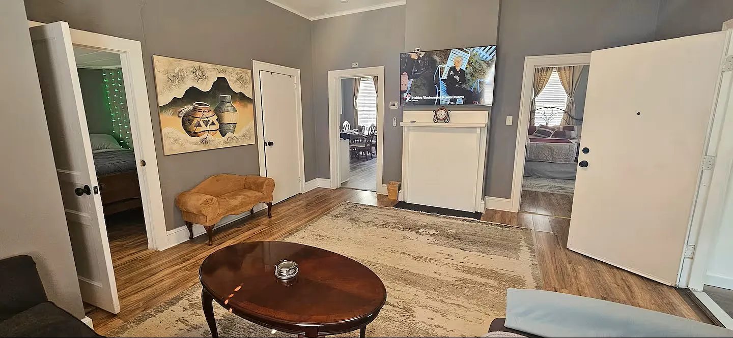 115 Larch Circle - 1 — Photo 2