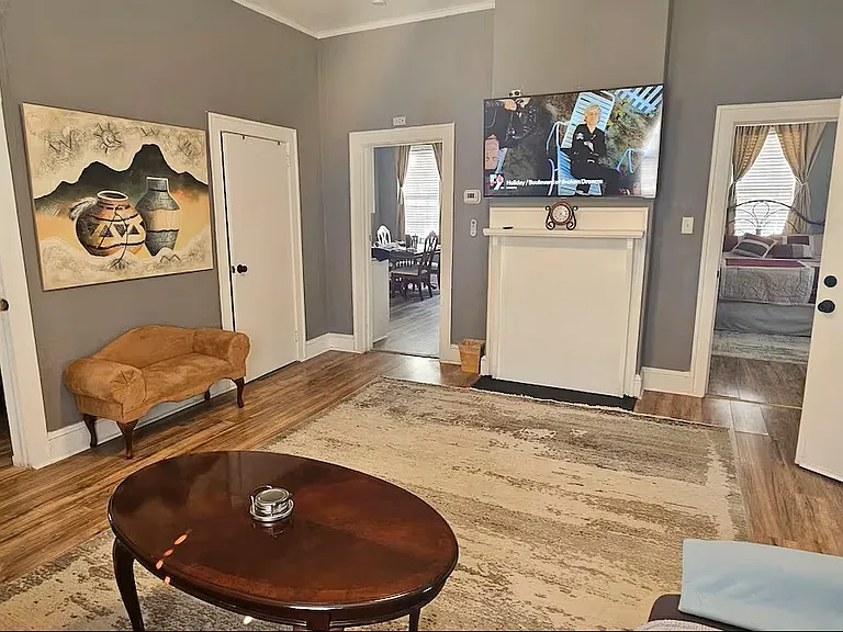 115 Larch Cir — Photo 2