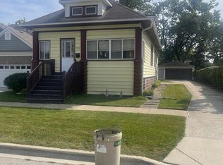 3913 Grove Ave, Brookfield, IL 60513