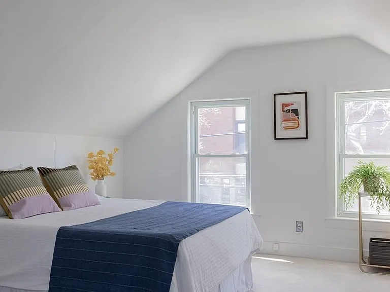 167 Spring St — Photo 4