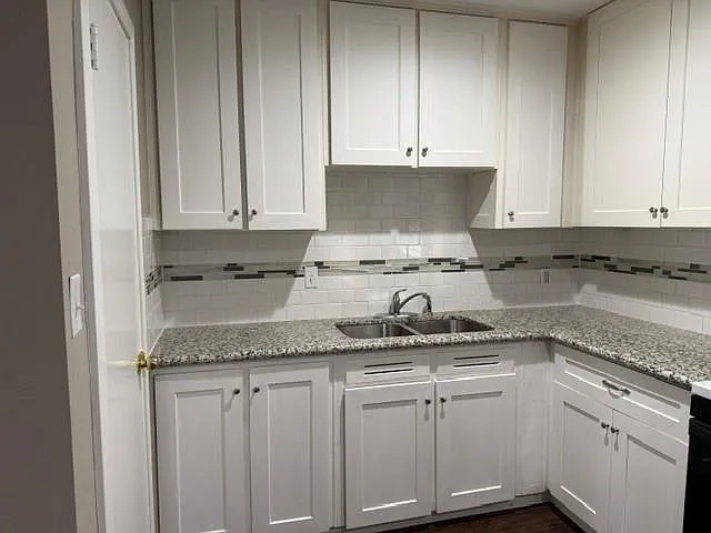 3 bed, 2.0 bath, 1102 sqft, $1,250 — Photo 4