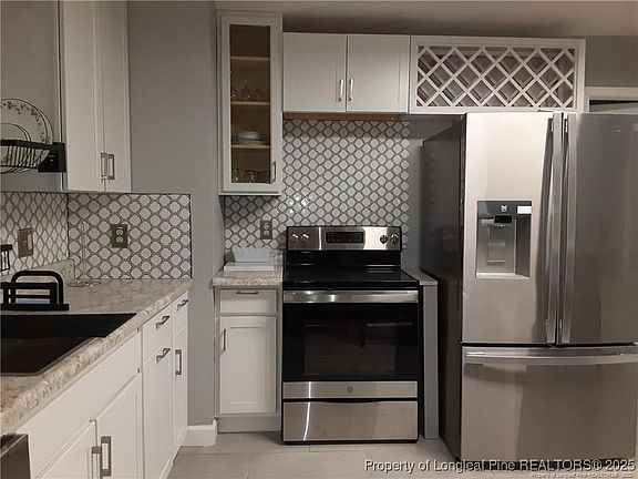 2nd image of 6912 Candlewood Dr