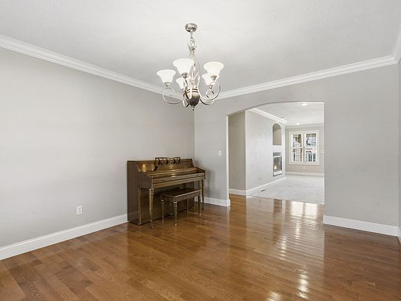 5th image of 4845 S Farm Road 131