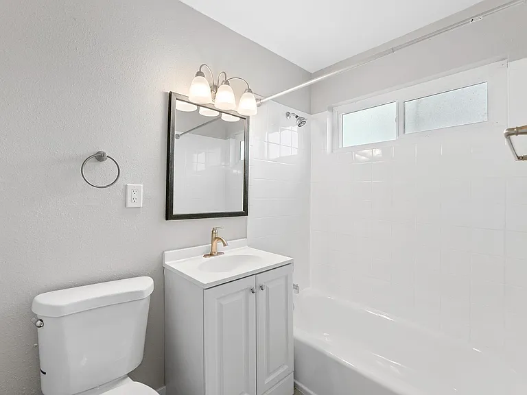 1495 Peterson Ave #1X1-1770 — Photo 26