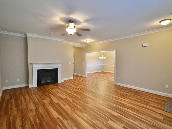 5th image of 1118 Doulton Cir