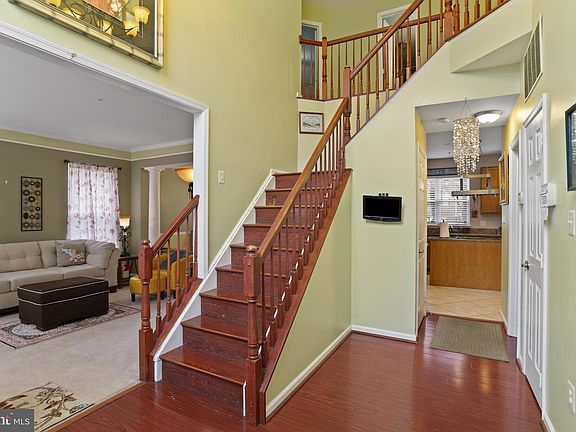 4th image of 500 Treehouse Ct