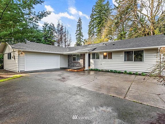 4th image of 3461 Indian Creek Dr