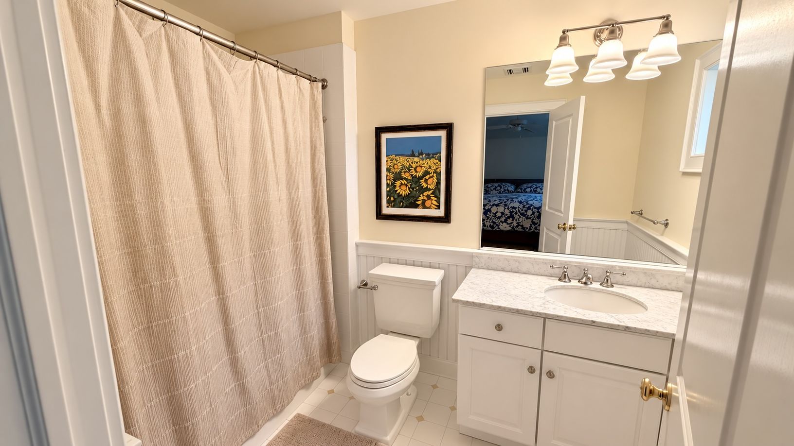 Guest 4 Bath