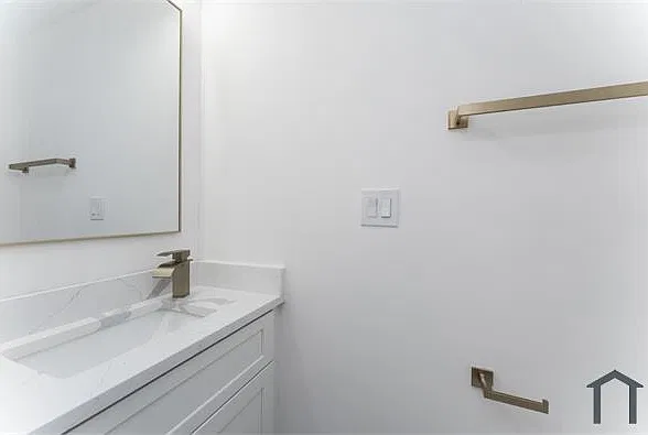 1 bed, 700 sqft, $1,900 — Photo 4