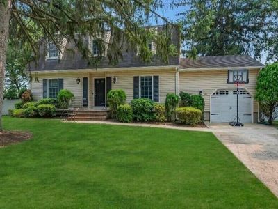 530 Wall St, Eatontown, NJ, 07724