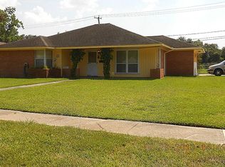 1701 Colby Dr, Baytown, TX 77520