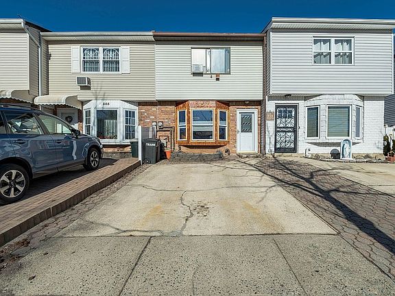 3rd image of 357 Tanglewood Dr