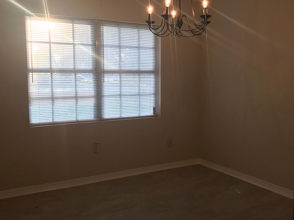 2nd image of 8346 Hitchcock Dr