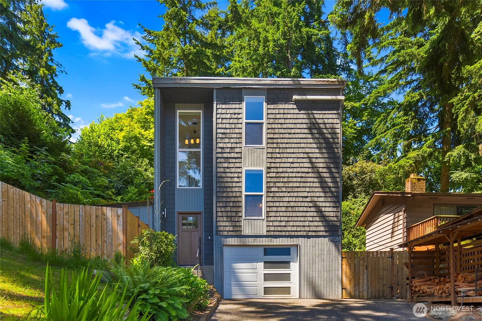 19839 6th Avenue NE photo 1