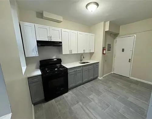 15 Goldsmith Ave Photo 1