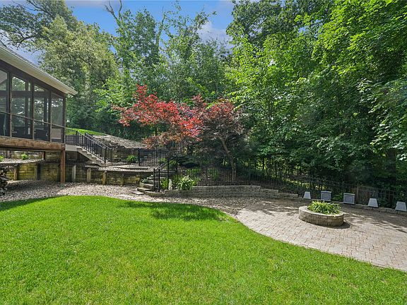 5th image of 3524 River Ridge Ct NE
