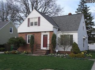 1233 Argonne Rd, South Euclid, OH 44121