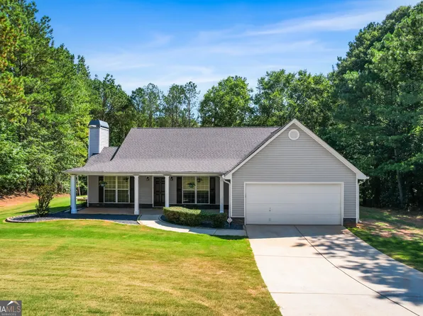 279 Pine Ridge Cir, Winterville, GA 30683