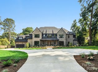 5311 Carmel Park Dr, Charlotte, NC 28211