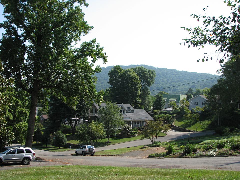 2751 Richelieu Ave SW, Roanoke, VA 24014 Zillow