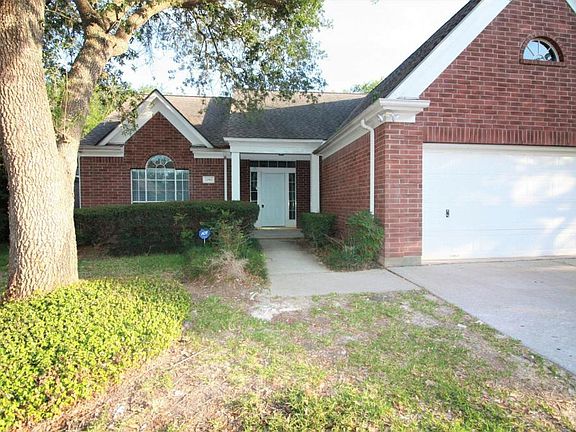 2nd image of 20811 Grenoble Ln