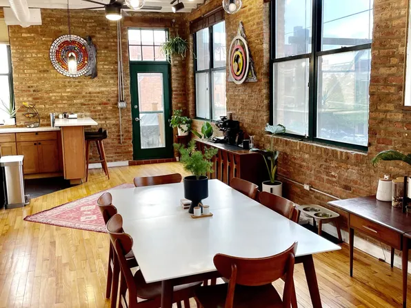 1546 W Cortez St APT 3, Chicago, IL 60642