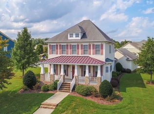111 Governors Ln, Suffolk, VA 23436