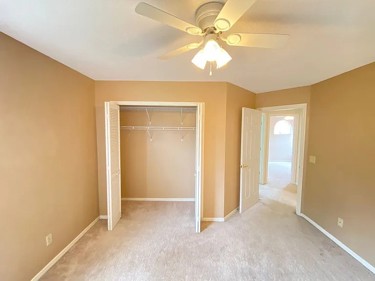 3708 Molona Dr — Photo 45