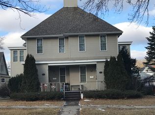 324 4th Ave, Baraboo, WI 53913