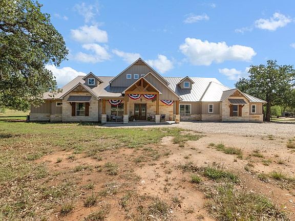 3rd image of 214 Bermuda Ln