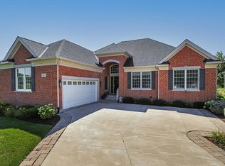 1 Canyon Ct, South Barrington, IL 60010