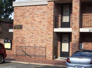 1805 Hawthorne Rd, Winston Salem, NC 27103