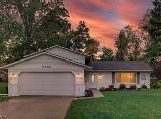 5430 Barkwood Dr, Sheffield Village, OH 44054