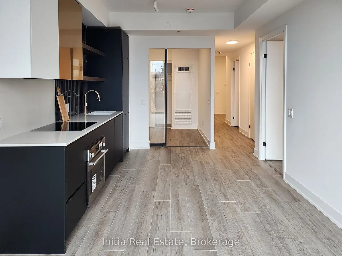 Building Photo - 1285 Queen St E #508