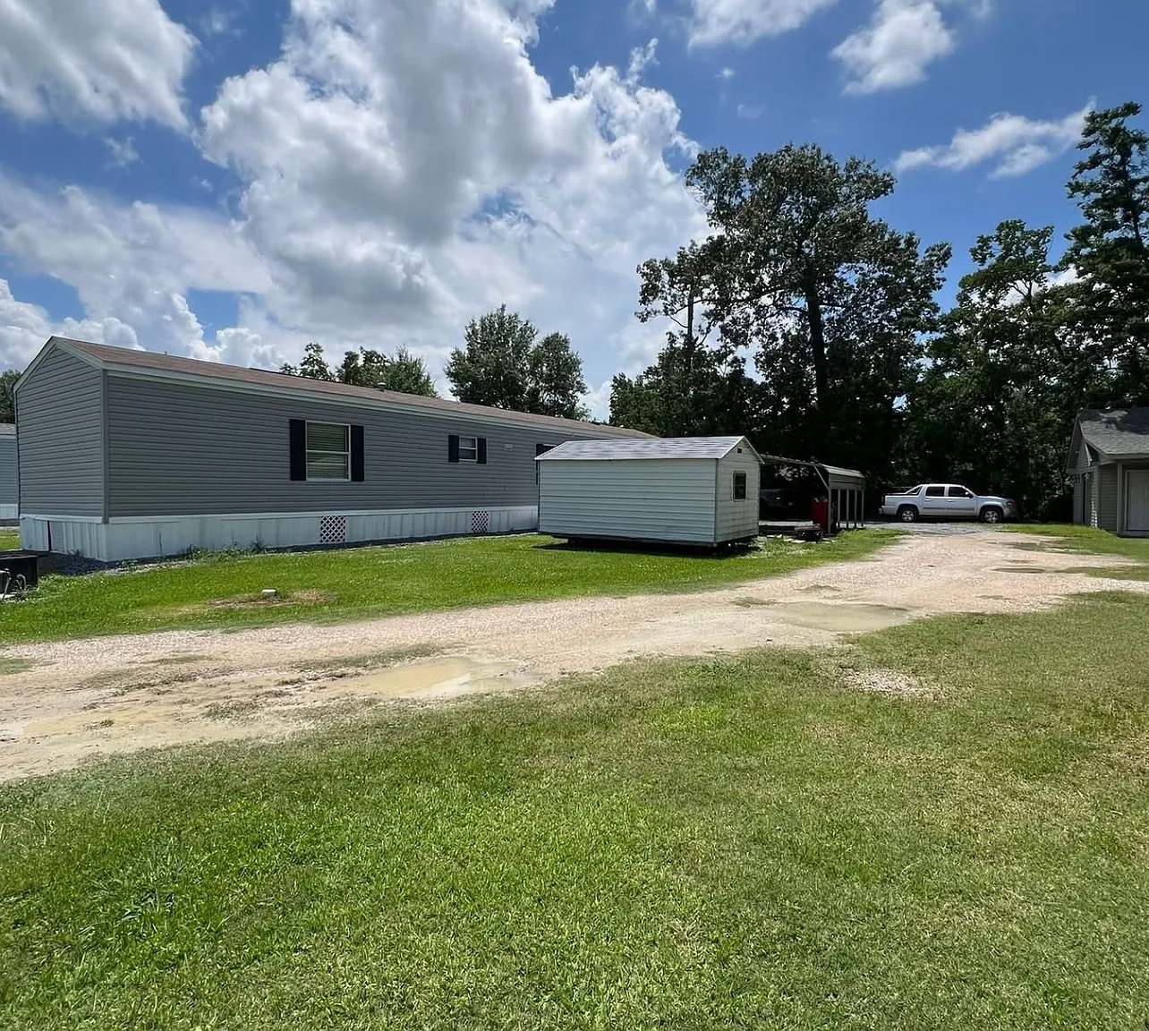3 bed, 2.0 bath, 1300 sqft, $1,800 — Photo 1