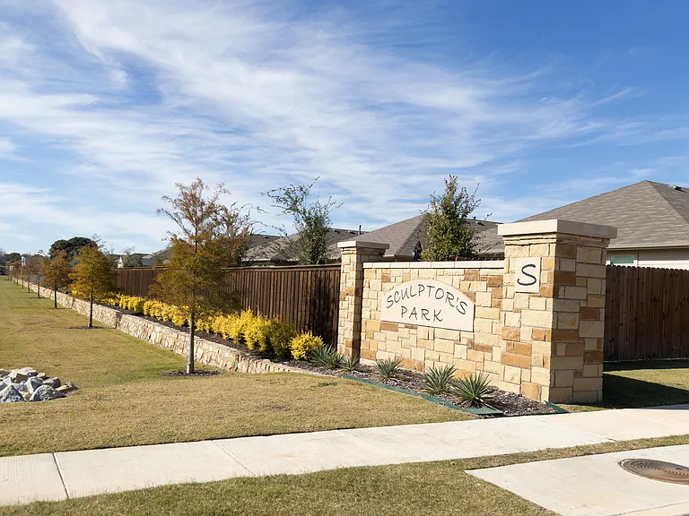 537 Derby Ln — Photo 23